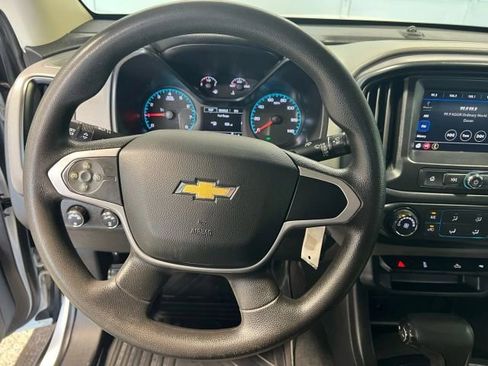 Used 2020 Chevrolet Colorado W/T w/ WT Convenience Package image 9