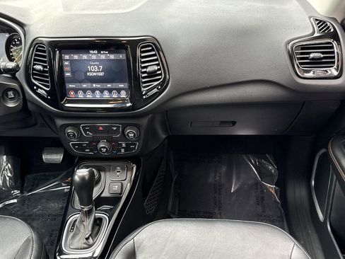 Used 2020 Jeep Compass Limited w/ Safety & Security Group image 29