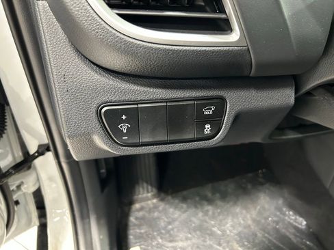 New 2026 Kia Seltos SX w/ SX Sunroof Package image 11