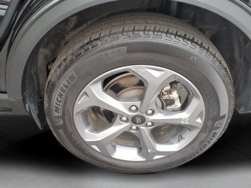 Used 2025 Ford Escape ST-Line Select AWD/4WD image 14