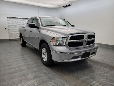 Used 2020 RAM 1500 Classic SLT RWD image 13