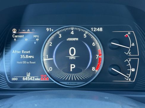 Used 2022 Lexus UX 200 image 16