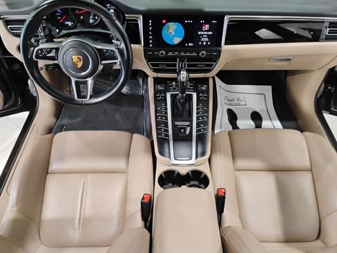 Used 2021 Porsche Macan image 47
