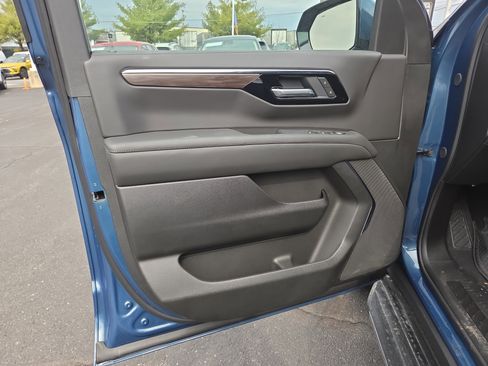 New 2026 Chevrolet Tahoe LS image 7