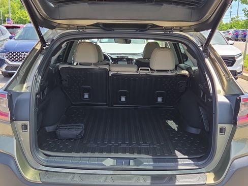 Certified 2025 Subaru Outback Limited AWD/4WD image 14