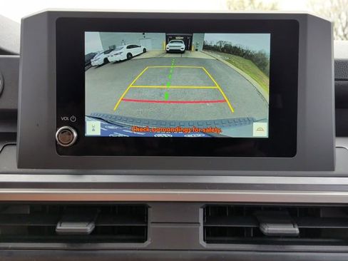 Used 2025 Toyota 4Runner SR5 image 19