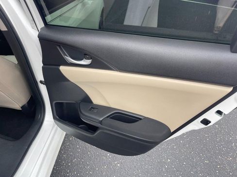 Used 2016 Honda Civic EX-T image 11