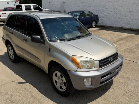 Used 2002 Toyota RAV4 2WD image 1