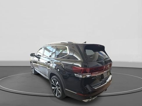 New 2025 Volkswagen Atlas SEL Premium R-Line image 5