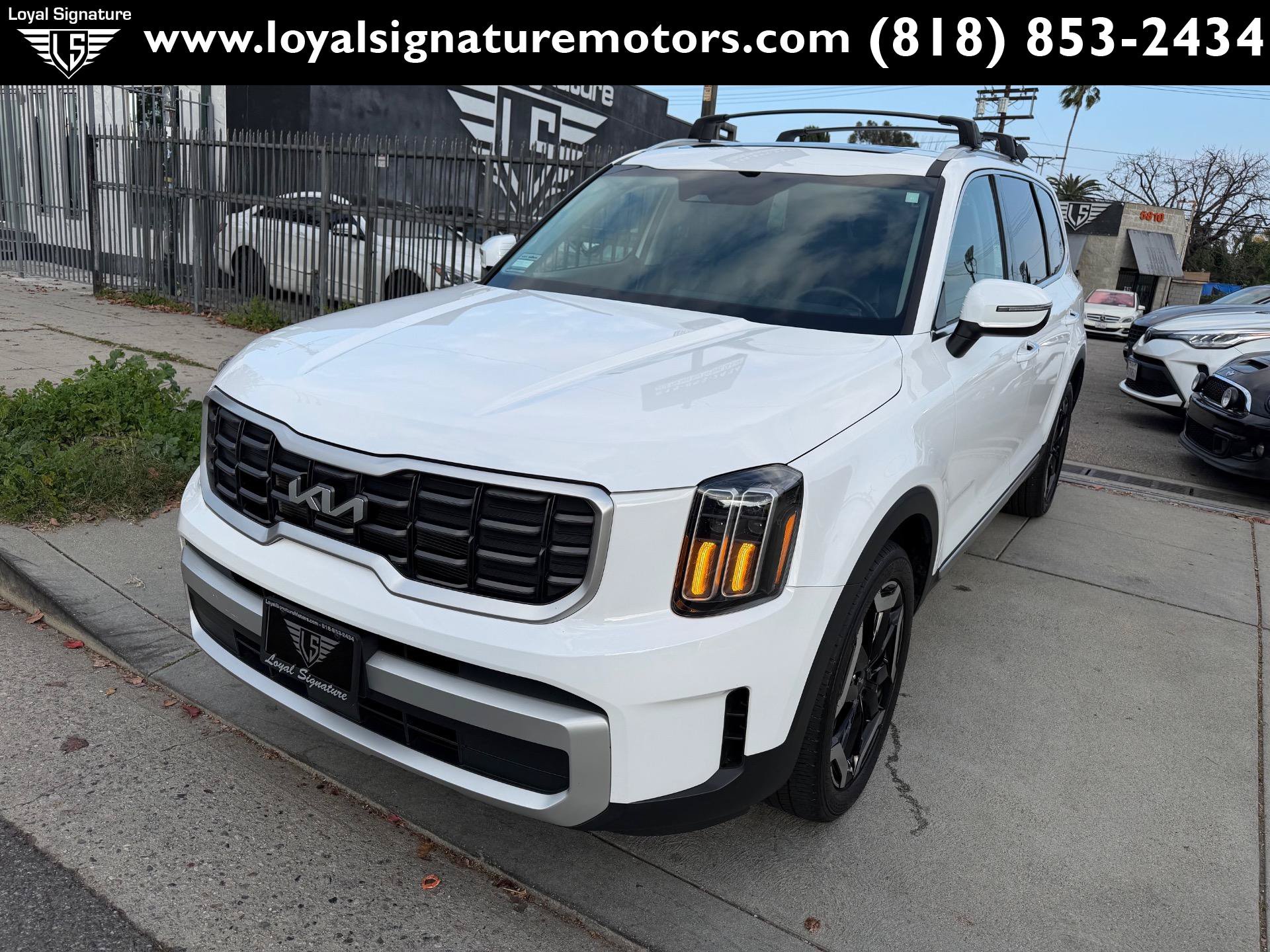 Used 2024 Kia Telluride S w/ S Sunroof Package FWD image 3