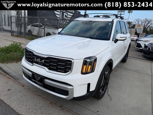 Used 2024 Kia Telluride S w/ S Sunroof Package FWD image 3
