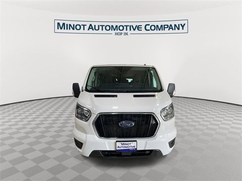 Used 2023 Ford Transit 350 XLT image 3