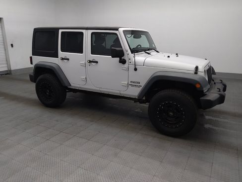 Used 2014 Jeep Wrangler Unlimited Sport w/ Quick Order Package 24S AWD/4WD image 11