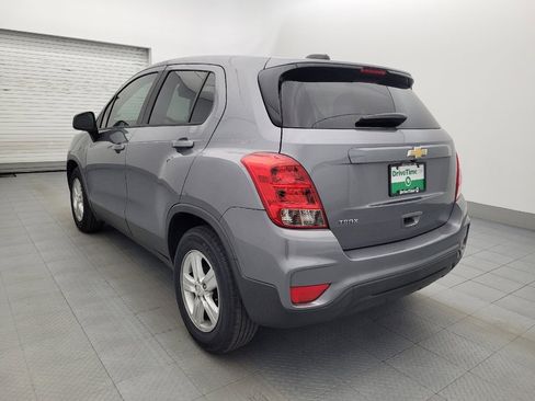 Used 2020 Chevrolet Trax LS w/ Tint and Cruise Package FWD image 5