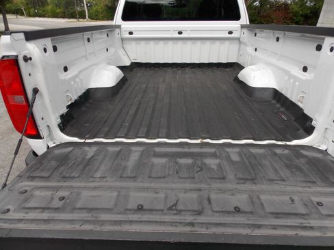 Used 2019 Chevrolet Colorado 2WD Extended Cab image 14