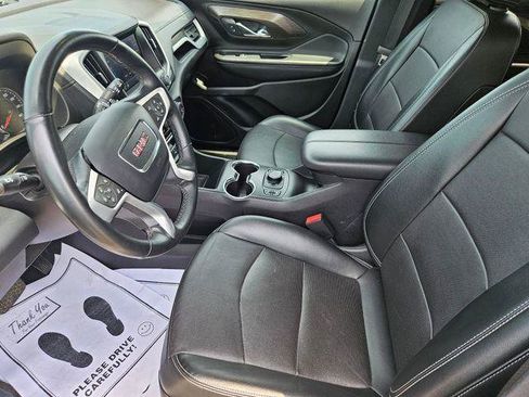 Used 2024 GMC Terrain SLT AWD/4WD image 11