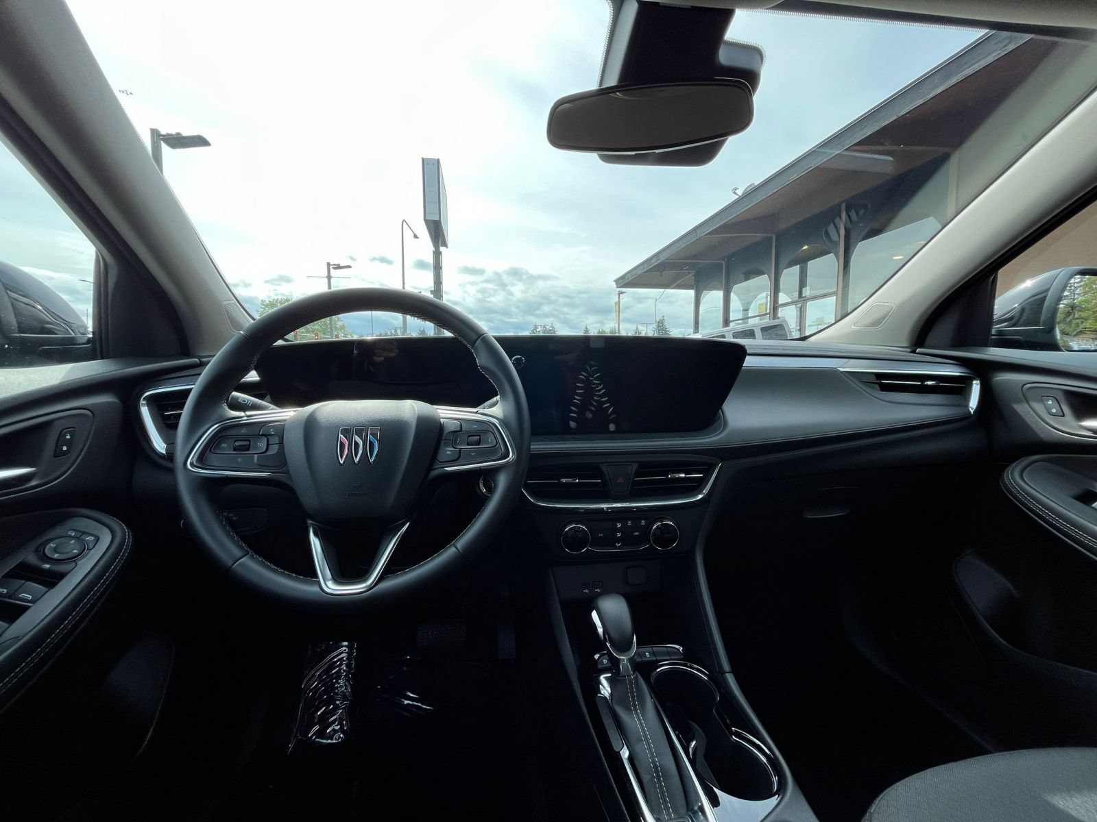 Used 2025 Buick Encore GX Preferred FWD image 33