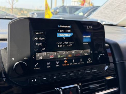 Used 2022 Nissan Pathfinder SL FWD image 51