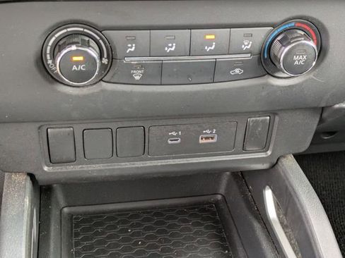 Used 2023 Nissan Frontier SV w/ Tow Package image 23