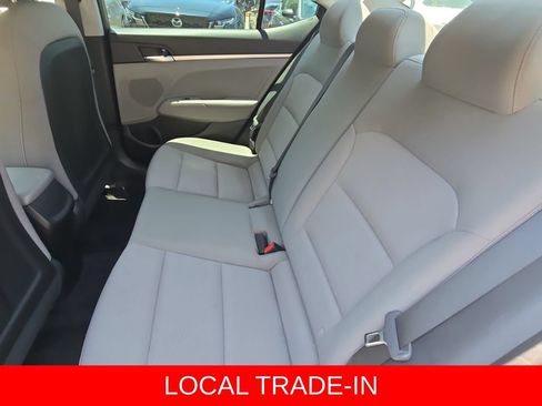 Used 2019 Hyundai Elantra SE FWD image 14