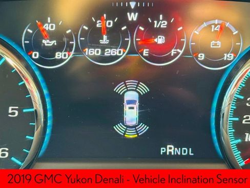 Used 2019 GMC Yukon Denali w/ Denali Ultimate Package image 24