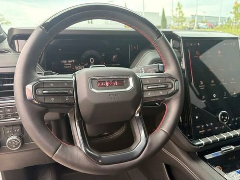 Used 2026 GMC Yukon AT4 Ultimate AWD/4WD image 12