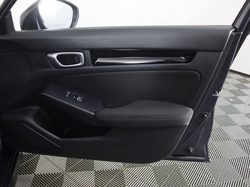 Used 2025 Honda Civic Sport image 24