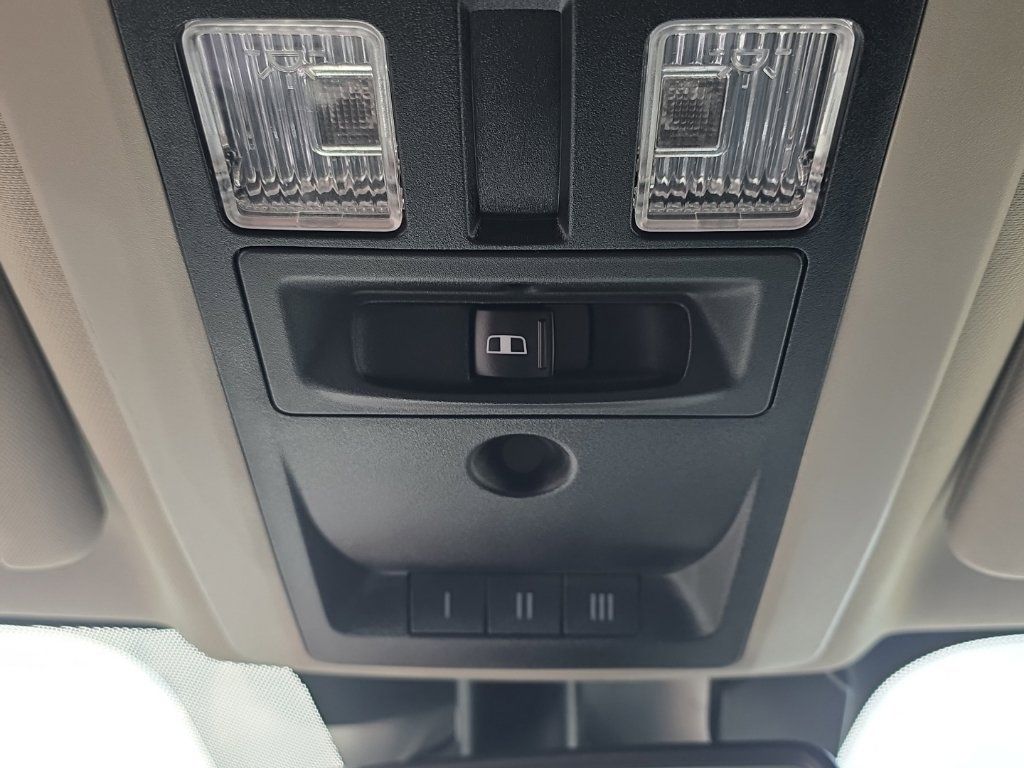 Used 2018 RAM 1500 Laramie w/ Convenience Group AWD/4WD image 42