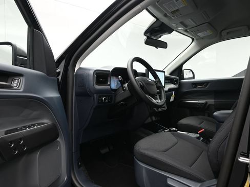 Used 2025 Ford Maverick XL FWD image 8