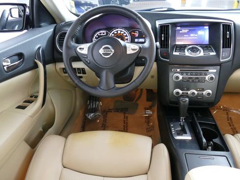 Used 2014 Nissan Maxima 3.5 SV w/ Technology Package FWD image 13