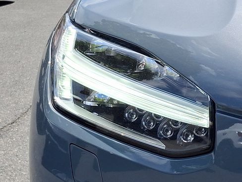 Used 2023 Volvo XC90 B6 Plus w/ Protection Package AWD/4WD image 9