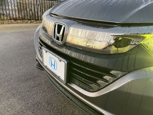 Used 2022 Honda HR-V LX image 14