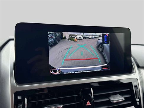 Used 2023 Lexus GX 460 Premium image 32