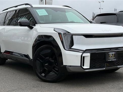 Used 2024 Kia EV9 GT-Line image 8