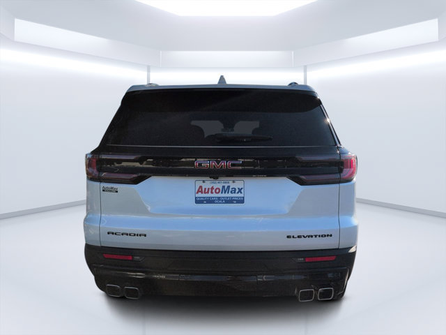 Used 2025 GMC Acadia Elevation w/ Black Edition FWD image 4
