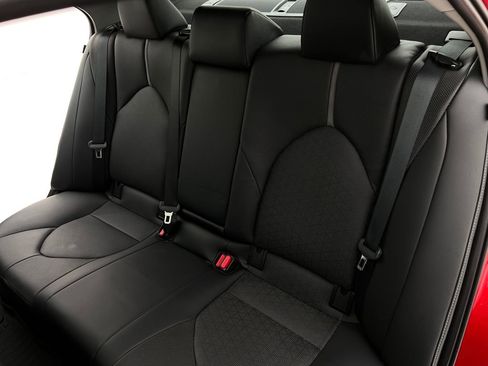 Used 2024 Toyota Camry XSE w/ Navigation Package image 17