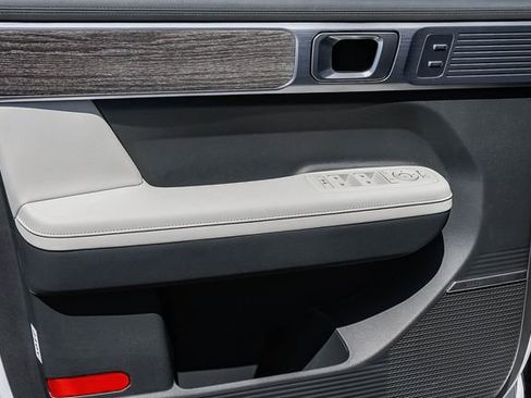 New 2026 Hyundai Santa Fe Calligraphy AWD/4WD image 25