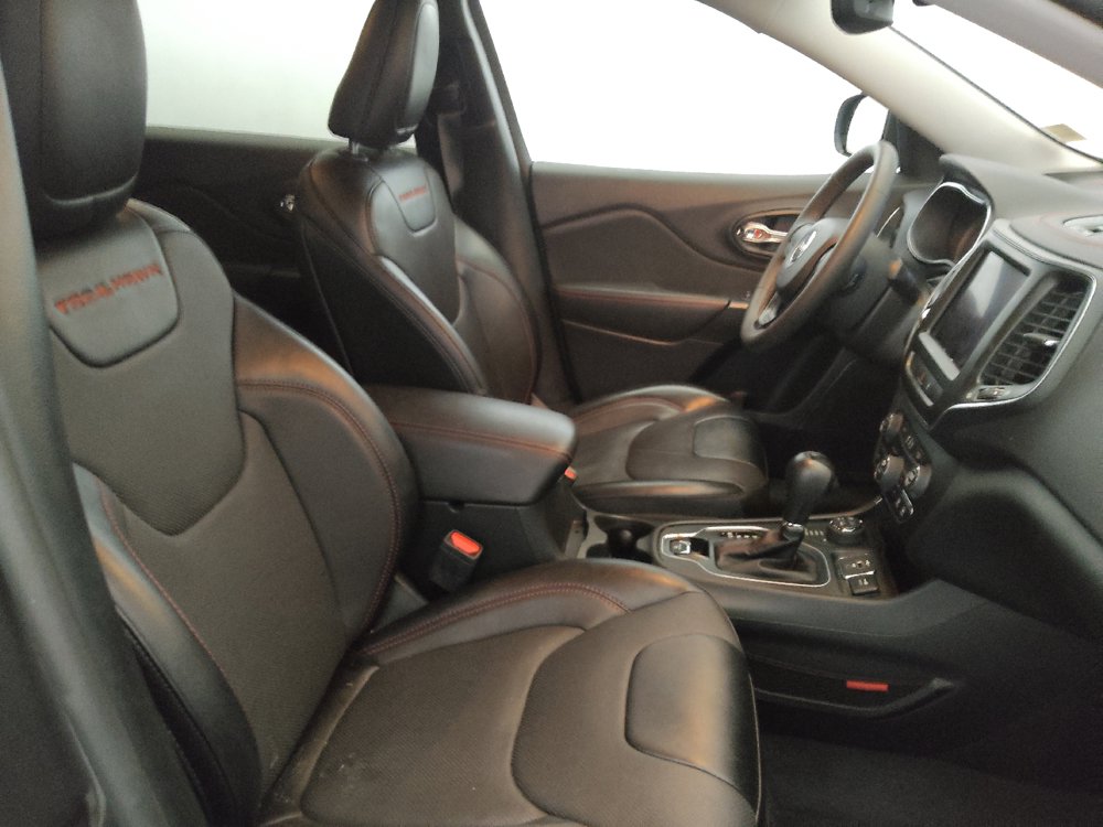 Used 2022 Jeep Cherokee Trailhawk w/ Sound & Nav Group AWD/4WD image 21