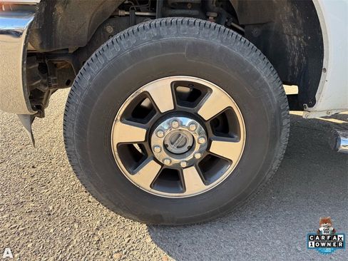 Used 2013 Ford F350 Lariat w/ Lariat Interior Pkg image 6