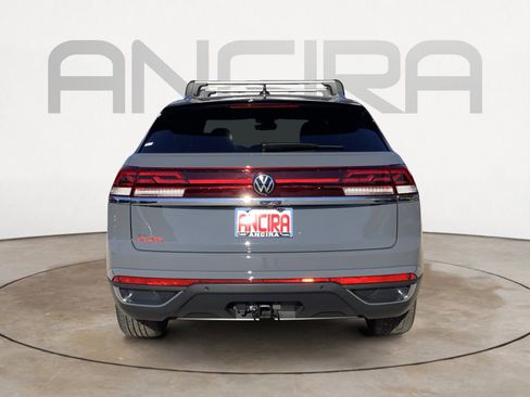 New 2026 Volkswagen Atlas Cross Sport SE image 7