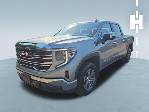Used 2025 GMC Sierra 1500 SLT AWD/4WD image 4