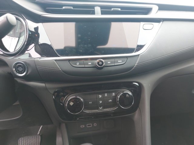 Used 2022 Buick Encore GX Preferred w/ Sport Touring Package FWD image 10