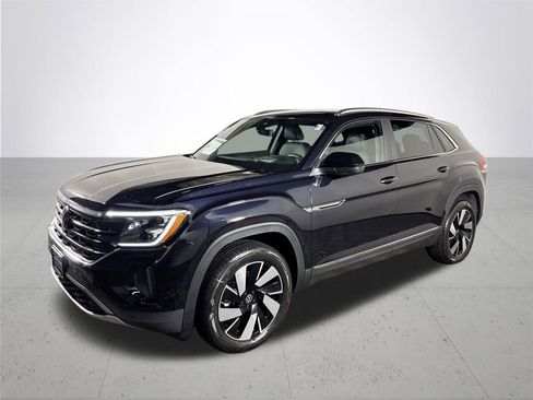 New 2026 Volkswagen Atlas Cross Sport SEL image 2