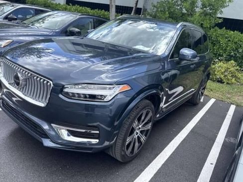 Used 2025 Volvo XC90 T8 Plus w/ Protection Package Premier AWD/4WD image 1