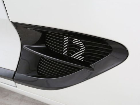 Used 2020 Bentley Continental GT image 16