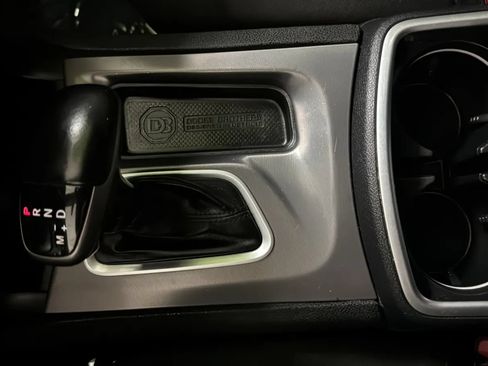 Used 2020 Dodge Charger SXT w/ Leather Interior Group RWD image 12
