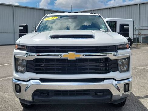 Certified 2024 Chevrolet Silverado 3500 LT w/ Convenience Package AWD/4WD image 9