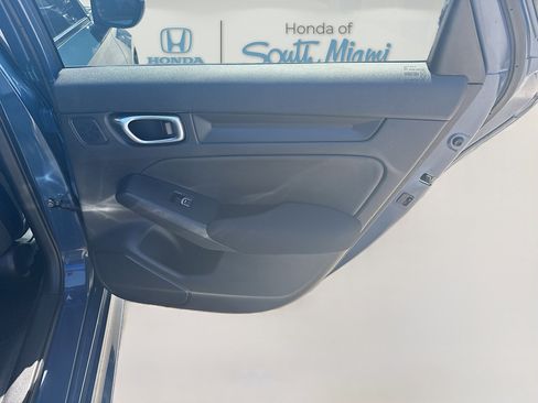 Certified 2025 Honda Civic Sport image 29