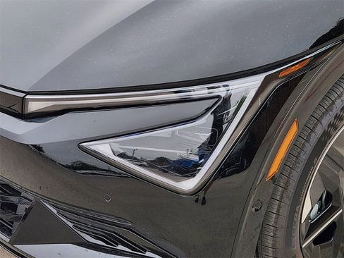 New 2025 Kia EV6 Wind image 5