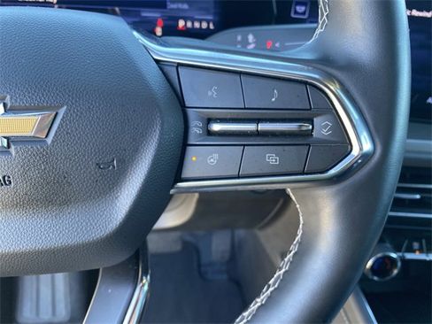 Certified 2025 Chevrolet Traverse LT image 41